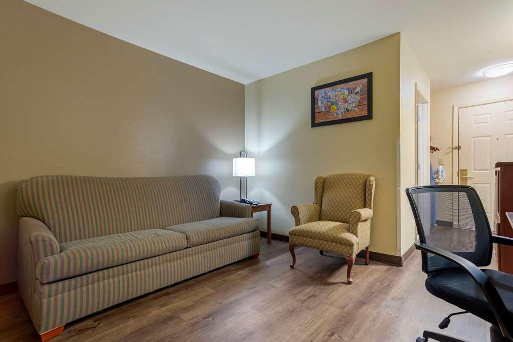 Econo Lodge Inn & Suites Флоувуд Номер фото